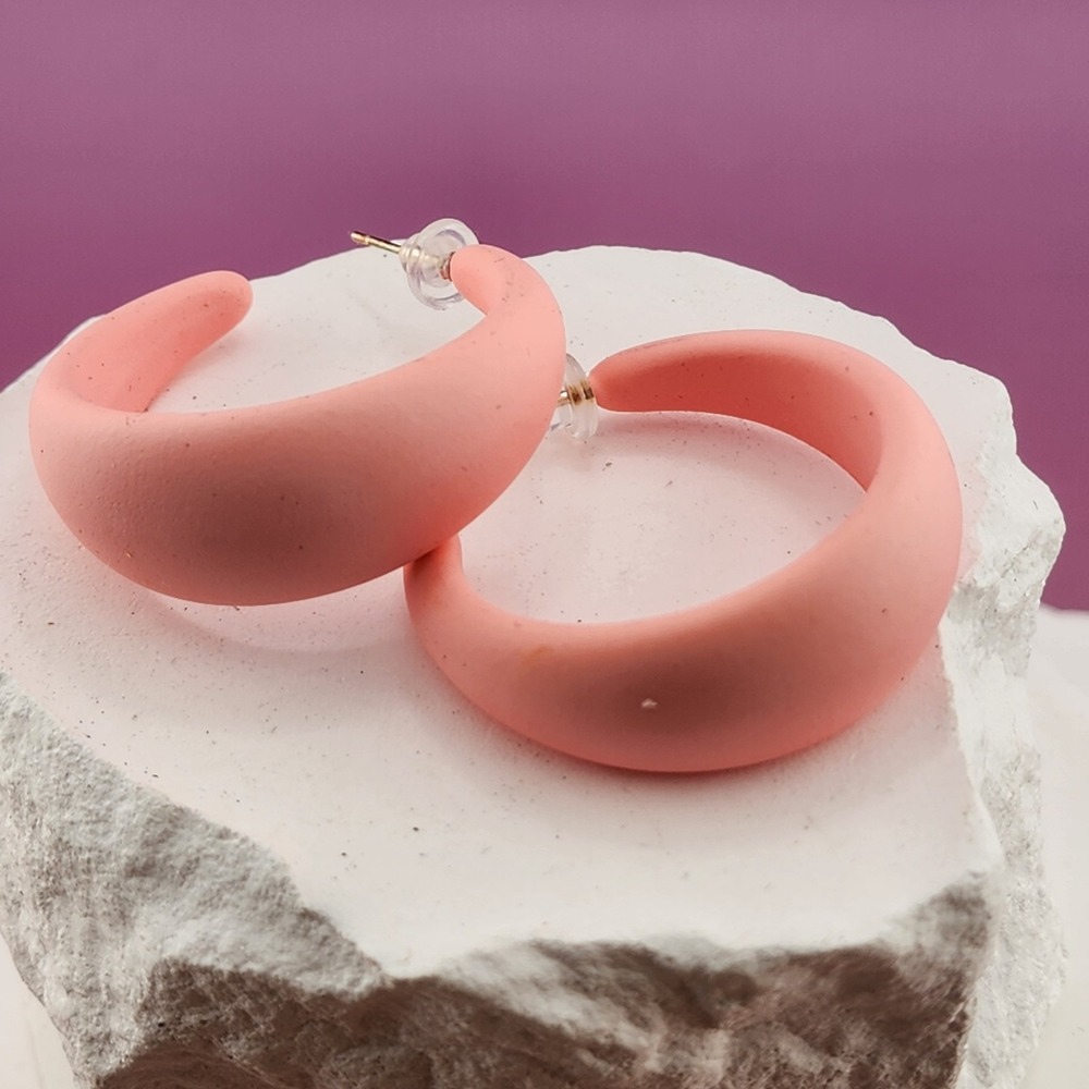 Pink Chunky Hoop Earrings Matte Acrylic Resin Statement Retro 80s Pierced Hoops